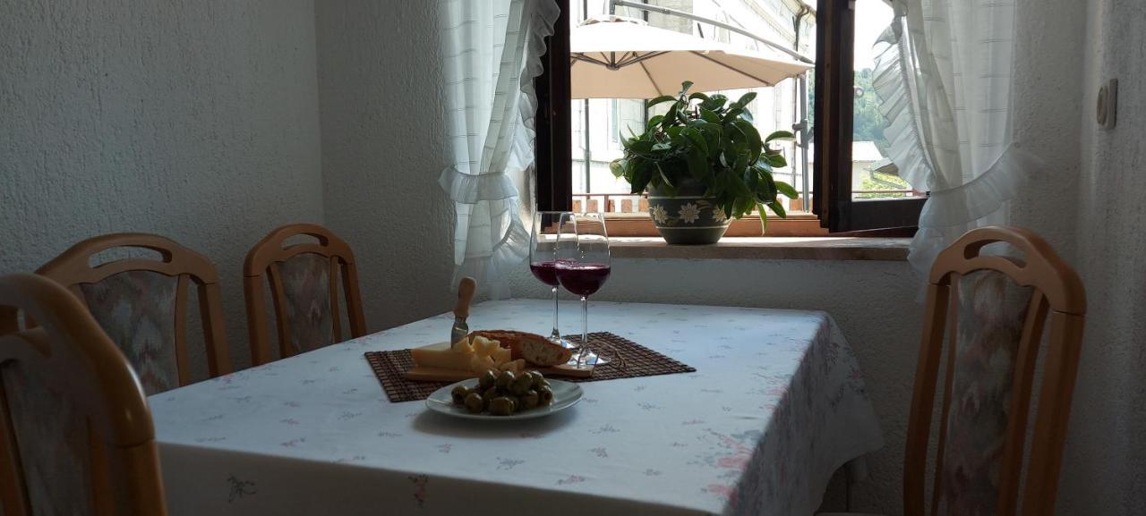Apartma Pr' Ivani Miskorinovi Breginj Eksteriør bilde